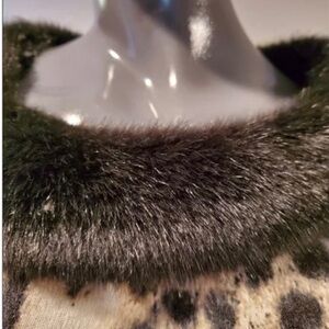 Leopard Print Women's Sweater with Black Fur Collar